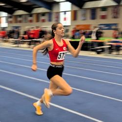 Emma Scharf beim Indoor-Sprintcup in Fürth 2025